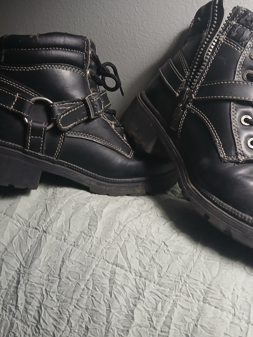 Womans Milwakee Black Leather Lace-Up Combat Boots